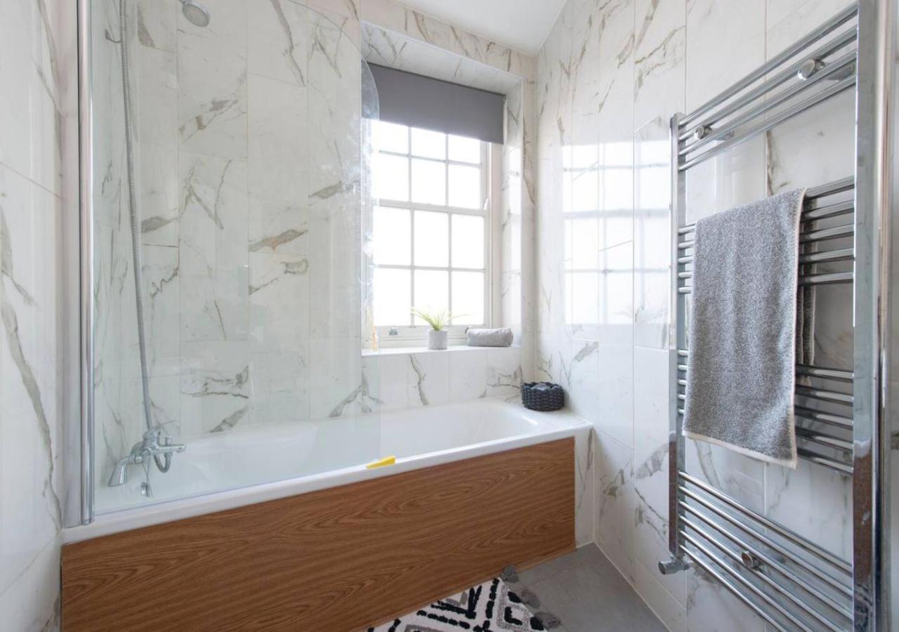 Welcoming And Radiant - One Bedroom In The Heart Of South Appartamento Londra