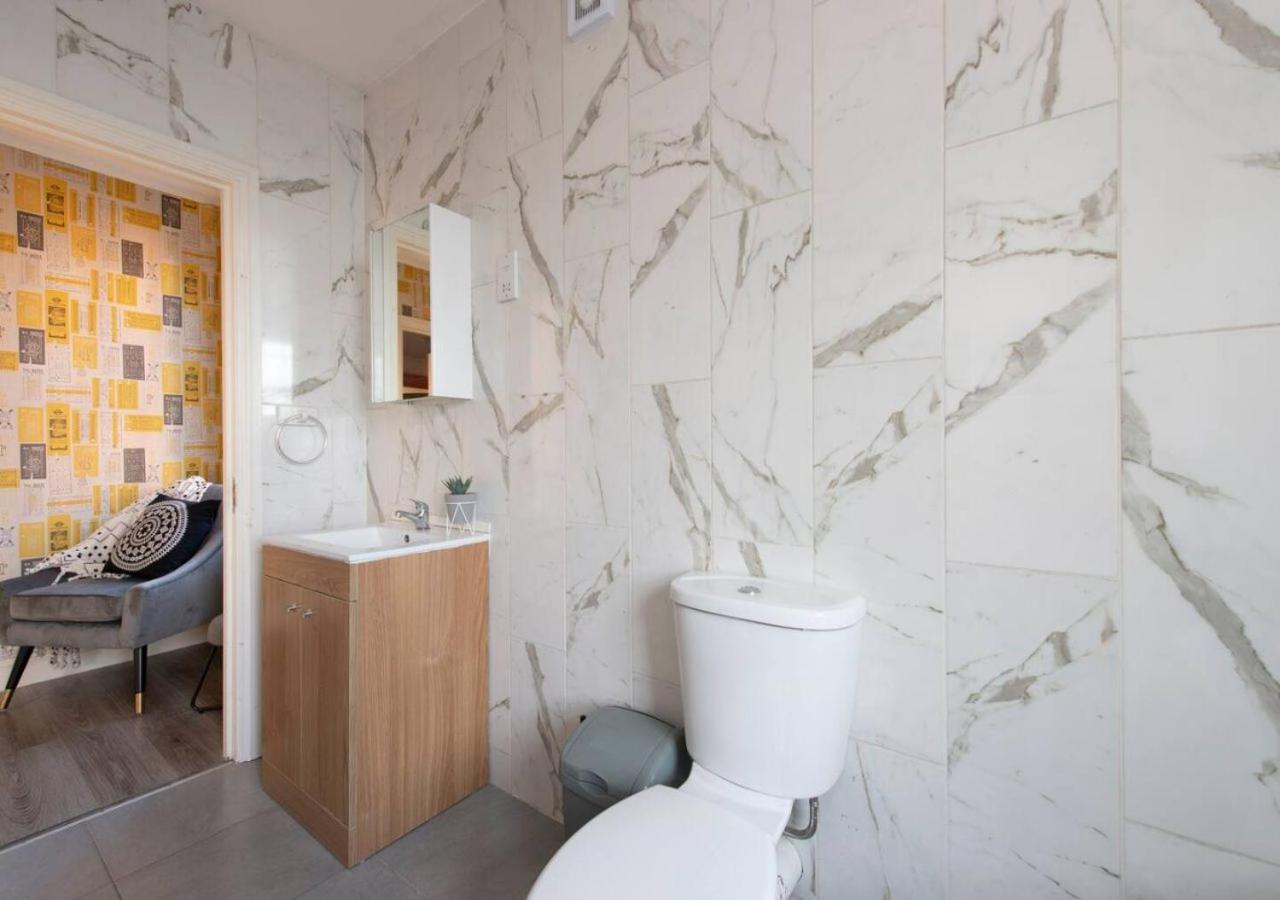 Welcoming And Radiant - One Bedroom In The Heart Of South * Londra